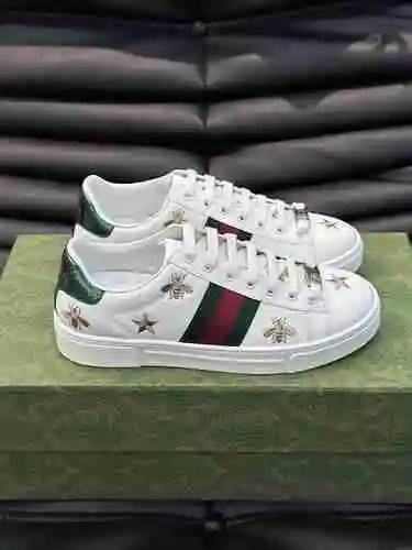 Código de pareja GUCCI: 1013B40 Talla: 35-44