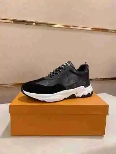 Zapato LV Hombre Código: 1007B50 Talla: 38-44 (45 personalizados sin devolución ni cambio)