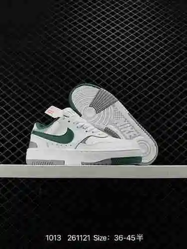 Las auténticas W NIKE GAMMA FORCE combinan comodidad y un estilo excepcional, mostrando artesanía. E