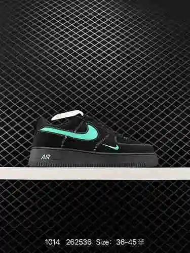 8 tomas en vivo exclusivas de los zapatos deportivos de tabla Tiffany Air Force No.1 transparentes y