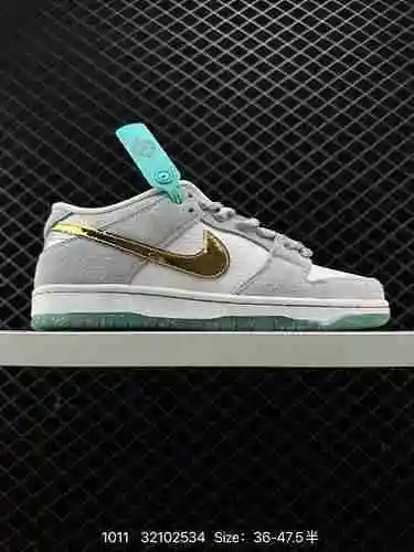 7 Sean Cliver x Nike SB Dunk Low Pro QS Ice and Snow Qiyuan Este zapato presenta una parte superior 
