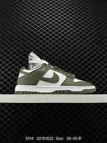Nike/Nike está hecho de un material superior de cuero de vaca revestido, con látex amortiguador y su
