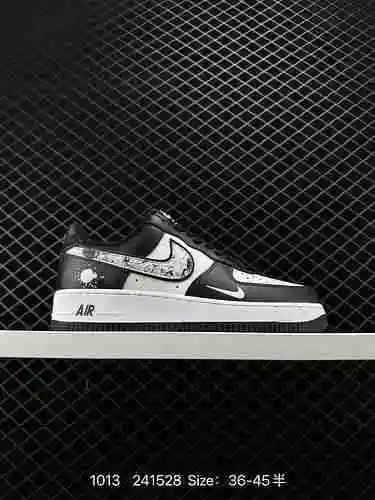 4 auténticas zapatillas informales, versátiles y de caña baja Nike Air Force Low Air Force One. El r