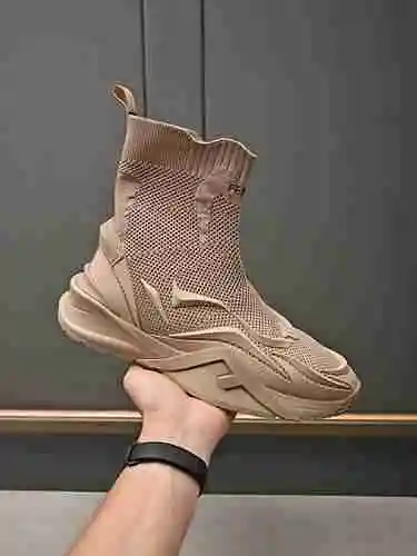 Código de estilo de pareja Fendi: 1018C00 Tamaño: Mujer 35-40 Hombre 38-44 (personalizado para 45)