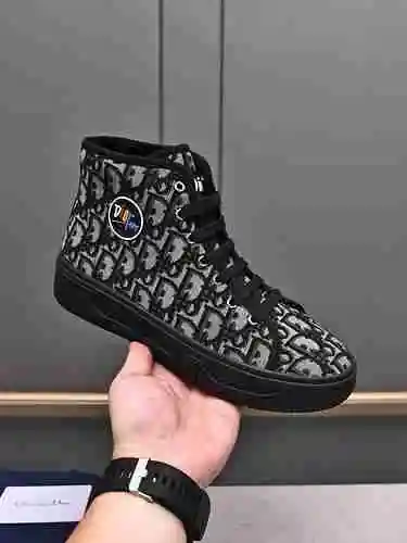 Zapato Dior Hombre Código: 1018B40 Talla: 38-44 (45 personalizados sin devolución ni cambio)