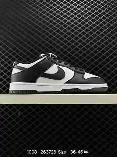 Las 4 Nike Dunk Low Nike SB de corte bajo en blanco y negro y azul se presentan en blanco, azul prof