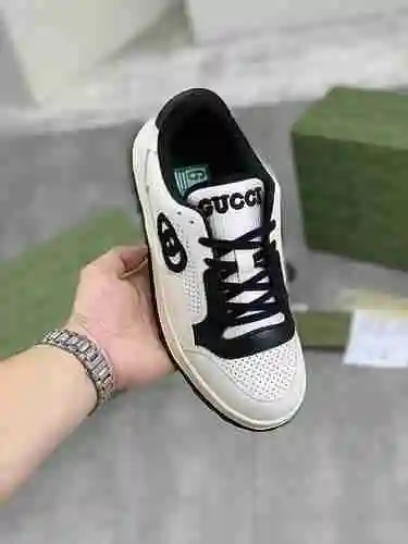 Código de pareja GUCCI: 1011C00 Talla: 35-44