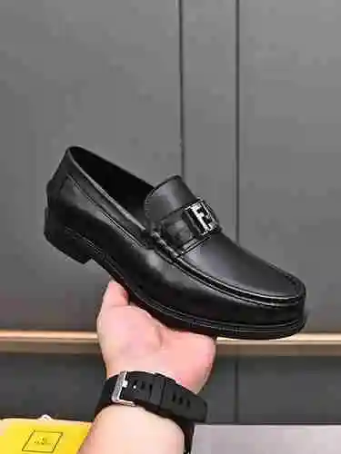 Zapato Fendi para hombre Código: 1018B80 Talla: 38-44 (45 personalizados sin devolución ni cambio)