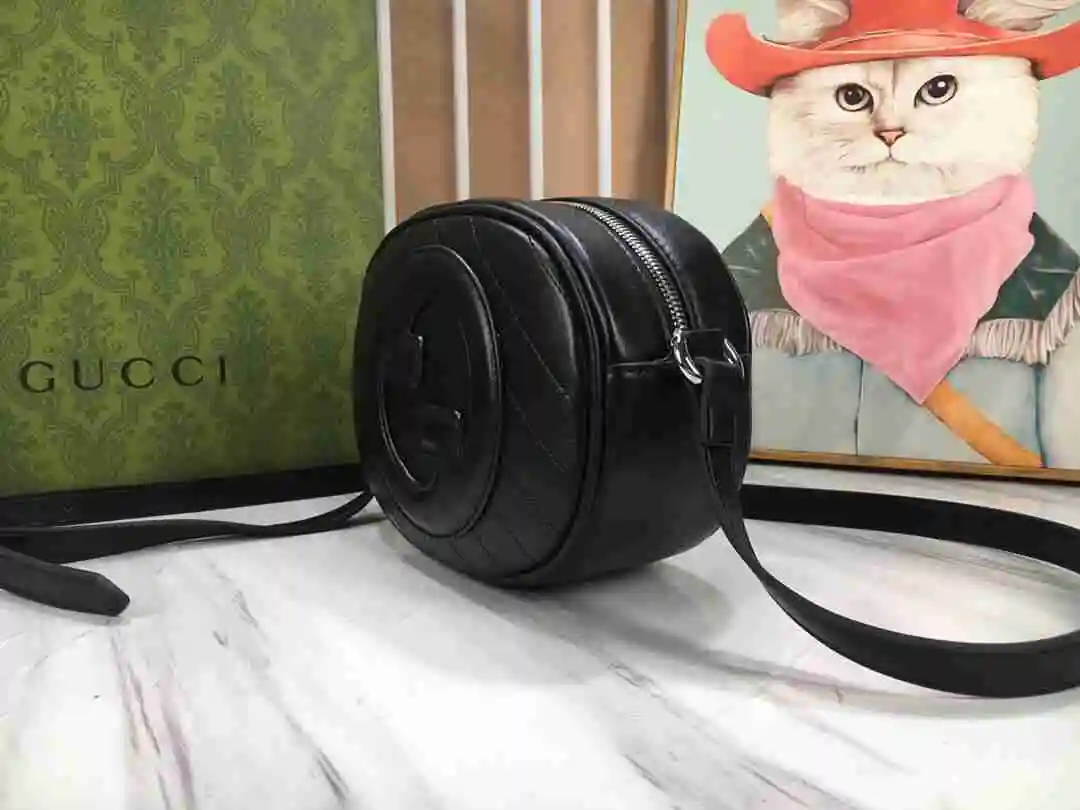 KK01850 (13).webp