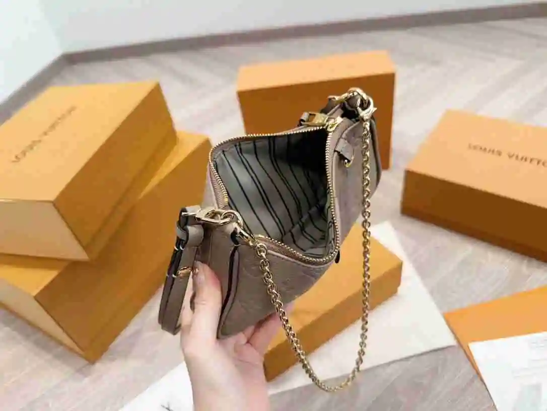 KK01850 (4).webp