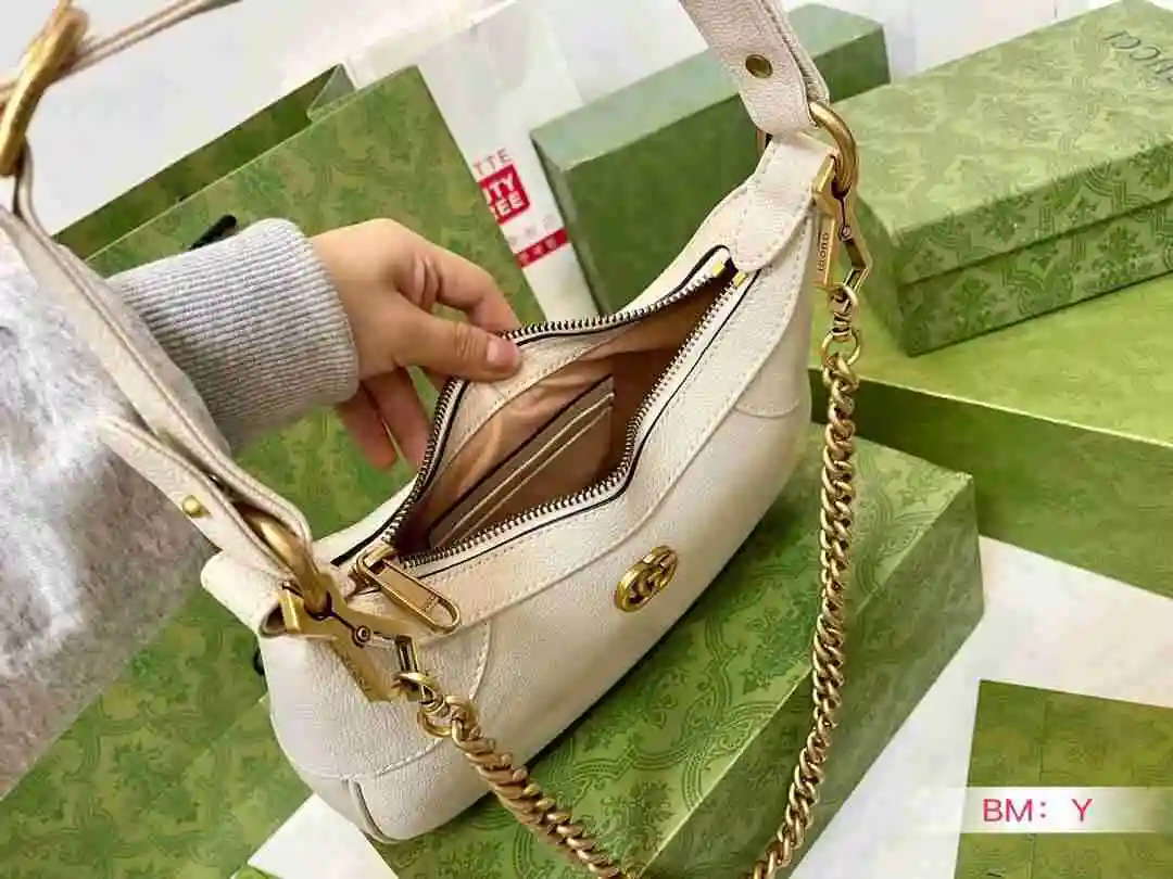 KK02350 (8).webp