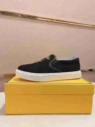 Zapatos de hombre Fendi de felpa código: 1022B20 Talla: 38-44