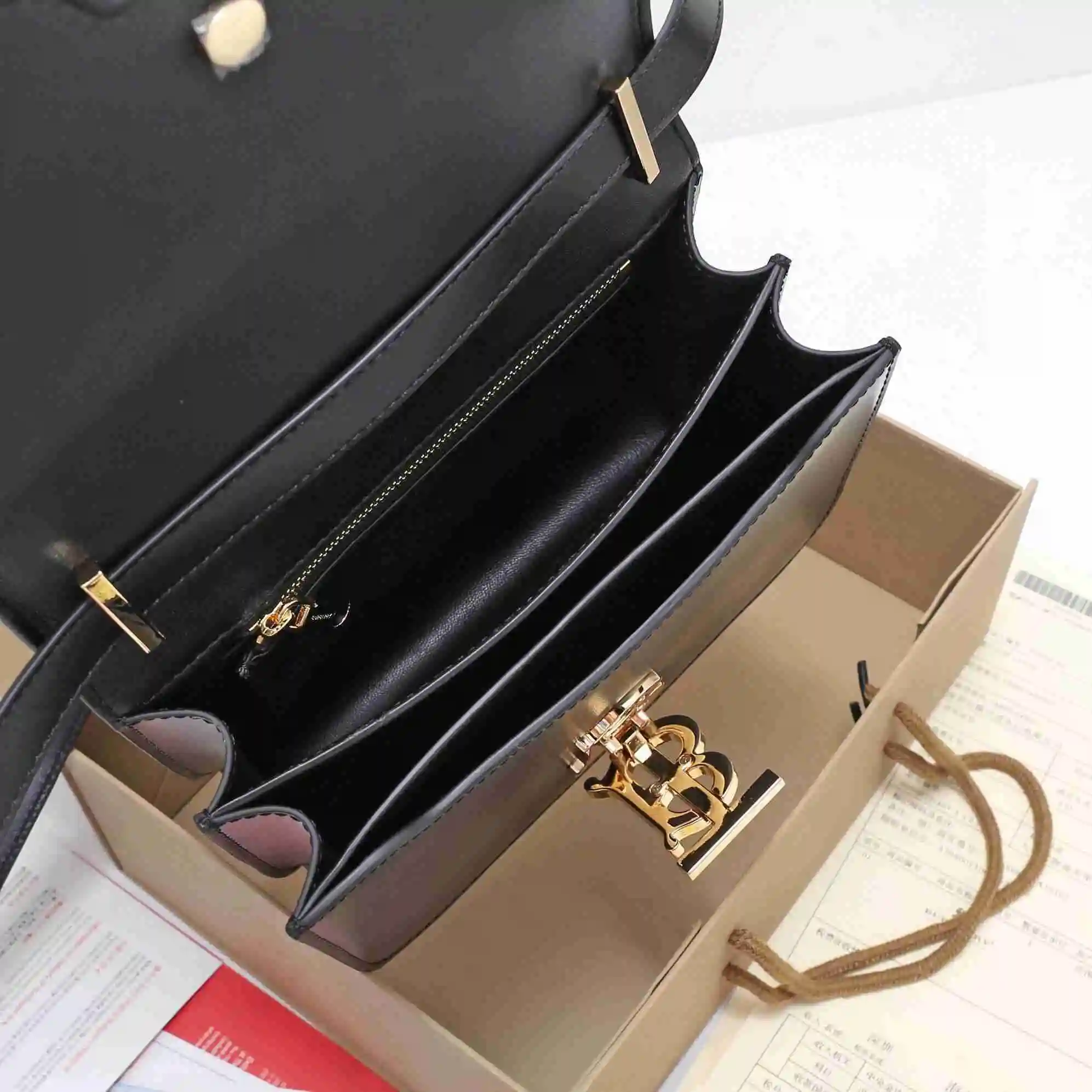 KK05650 (5).webp