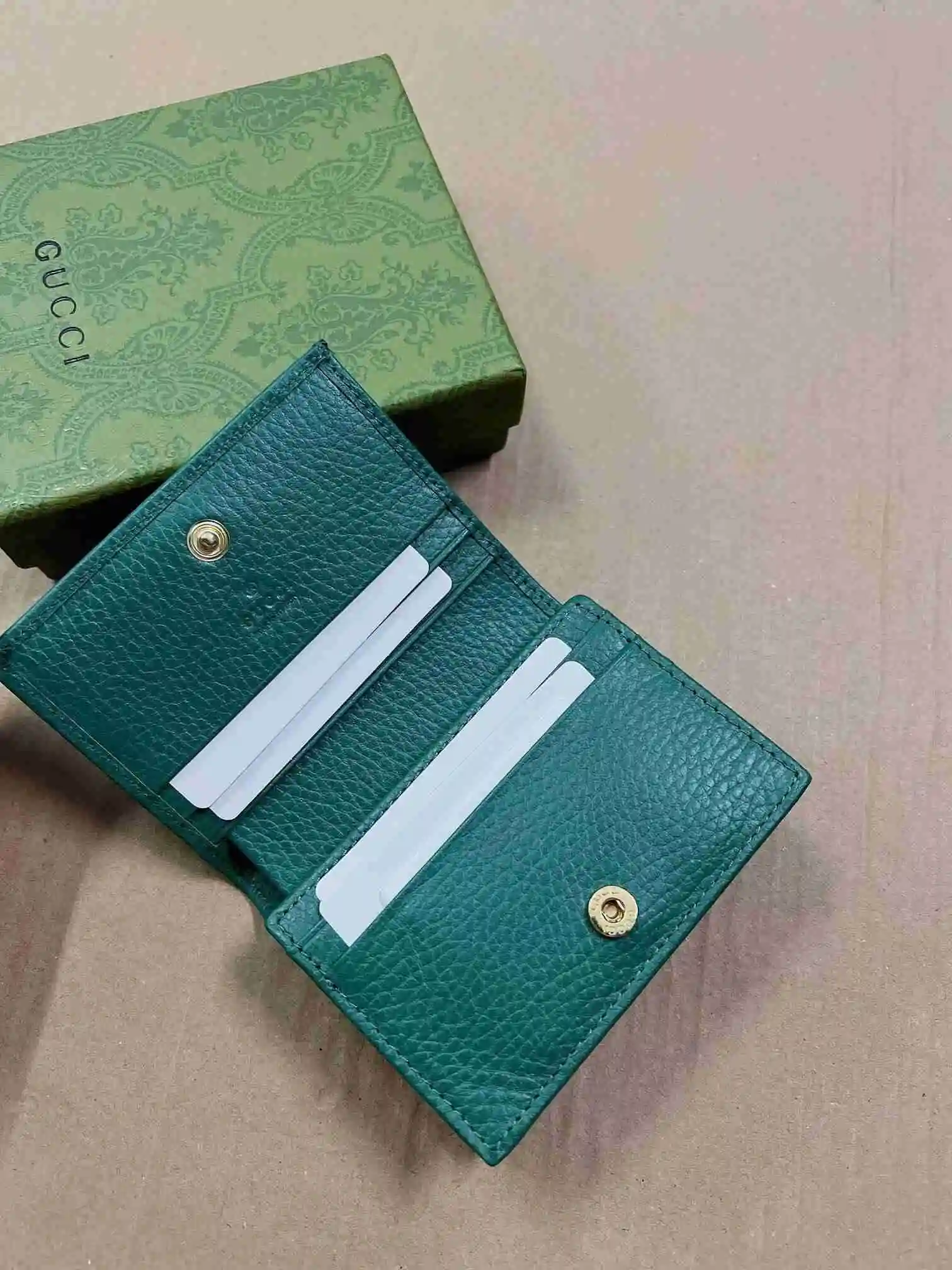 KK01350 (3).webp