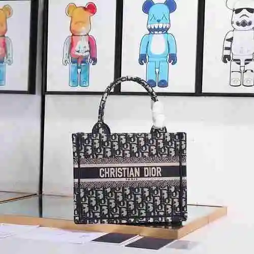El bolso DIOR adopta una bolsa de regalo de entrega de alta calidad de piel de vaca original importa