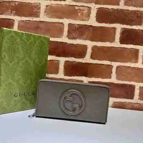 Cartera con clip largo GUCCI hecha de piel de vaca original importada Bolsa de regalo con entrega de