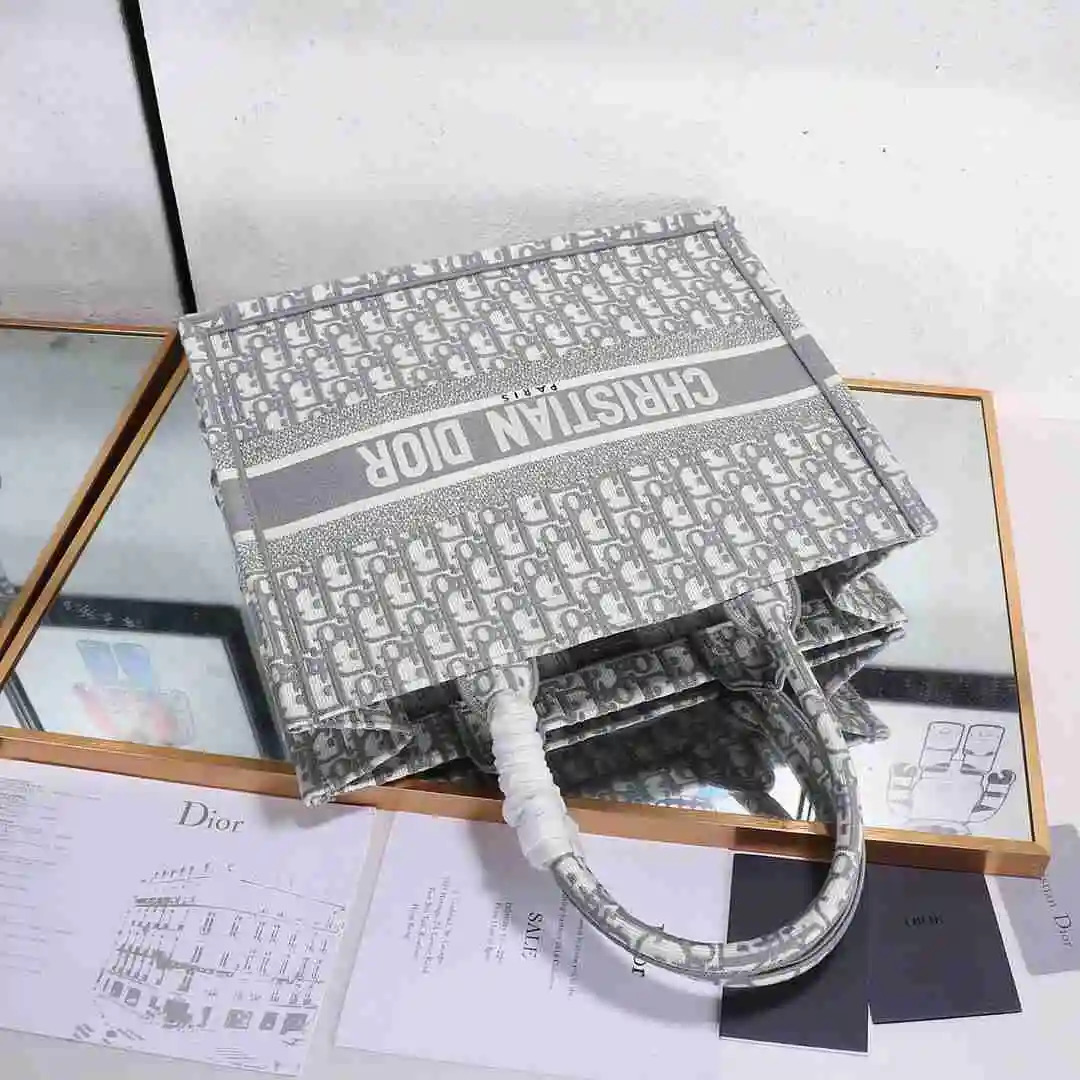 KK02850 (9).webp