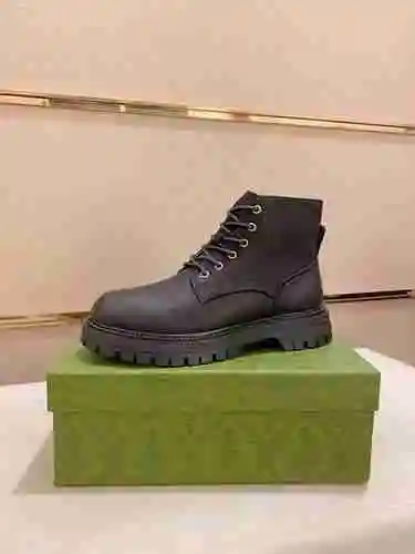 Zapato de hombre con forro de lana GUCCI Código: 1022C30 Talla: 37-45