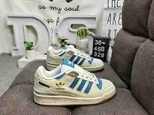 329DAdidas Forum 84 Low low cut versatile trendy casual sneakers. Based on the appearance of vintage