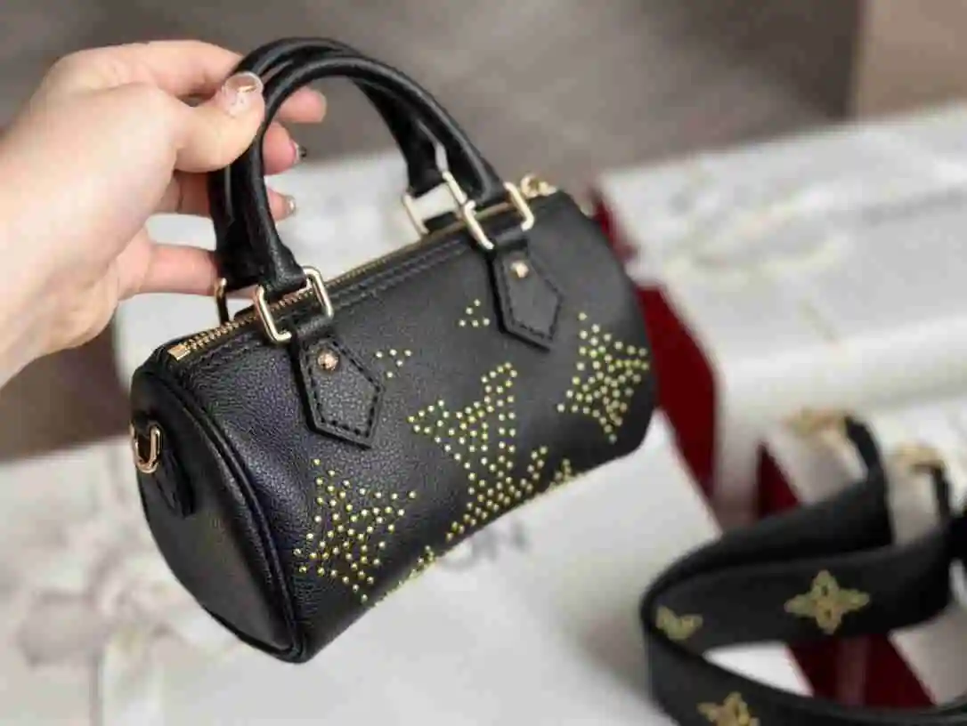 KK01950 (2).webp