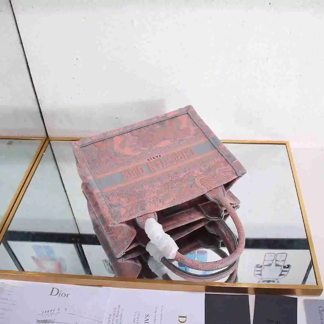KK02450 (19).webp