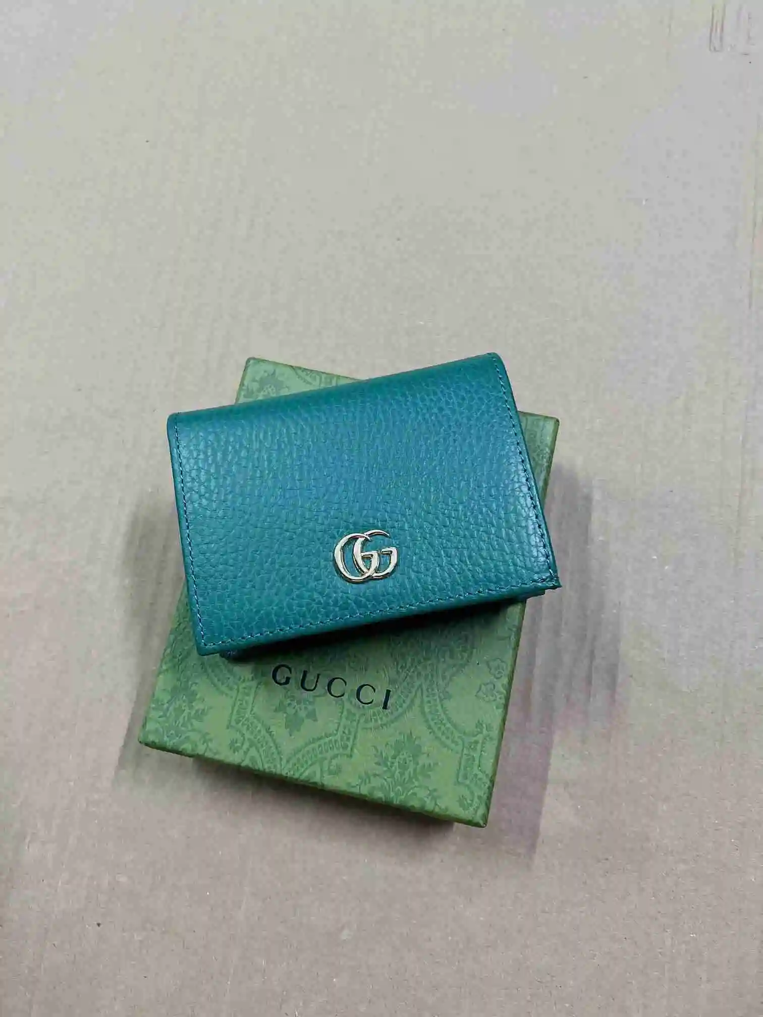 KK01350 (1).webp