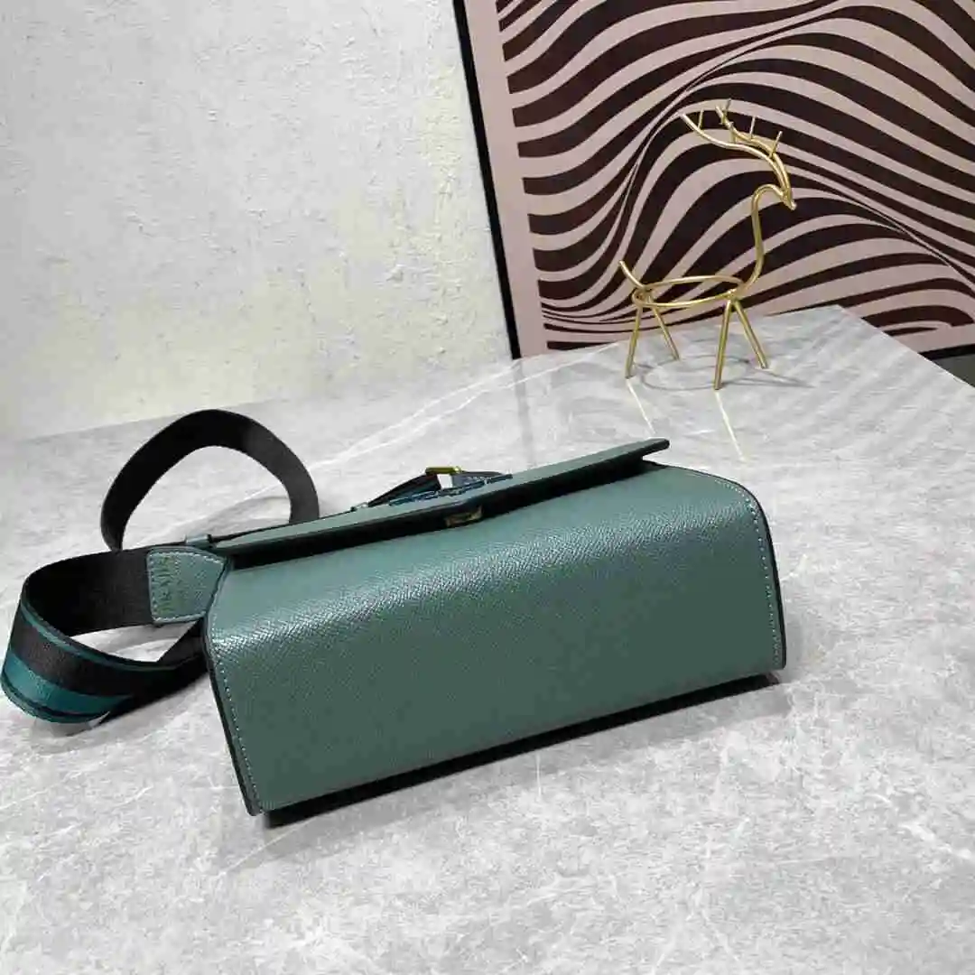 KK02250 (29).webp