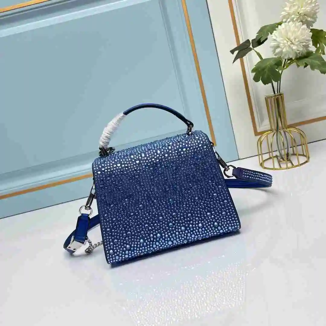 KK02850 (18).webp