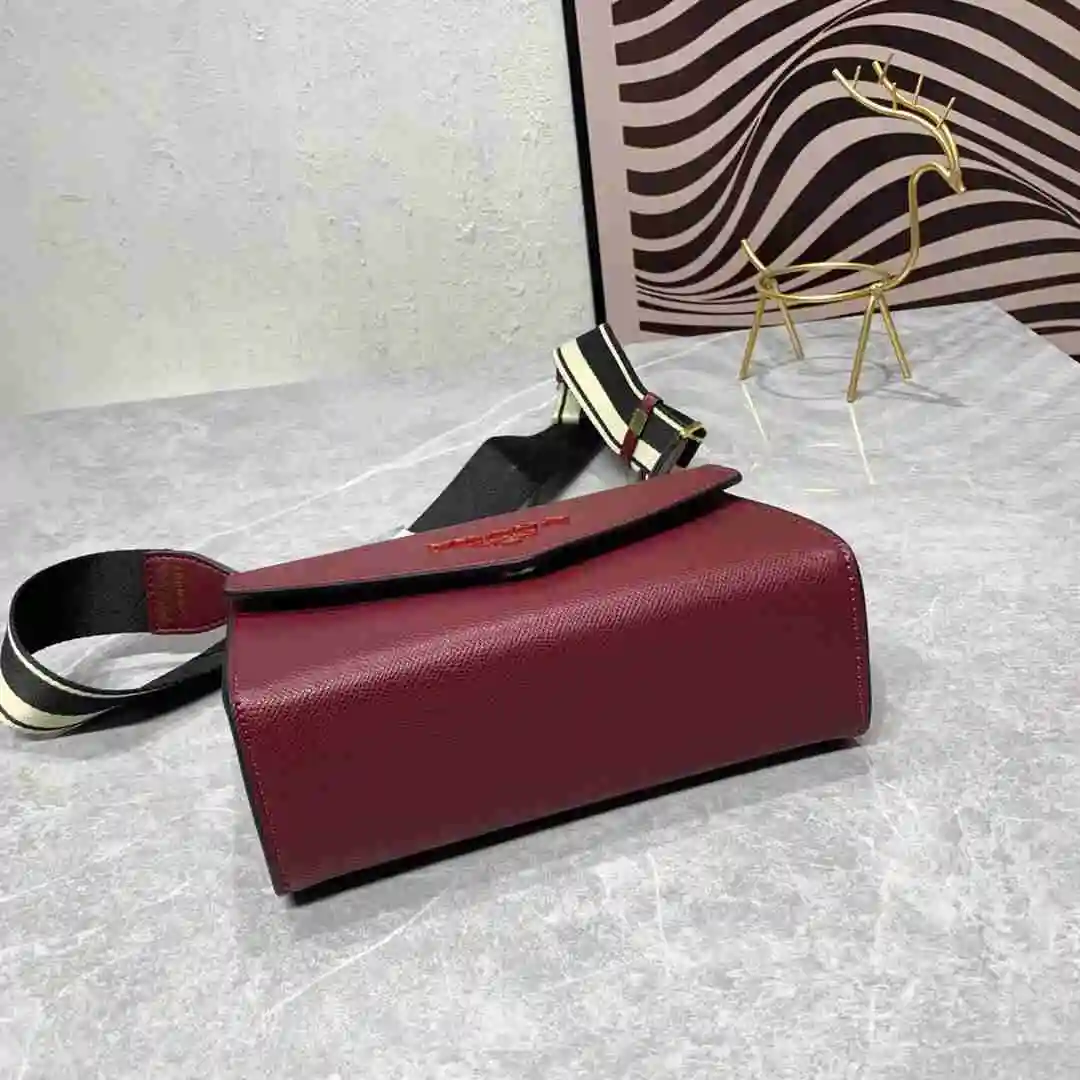 KK02250 (14).webp