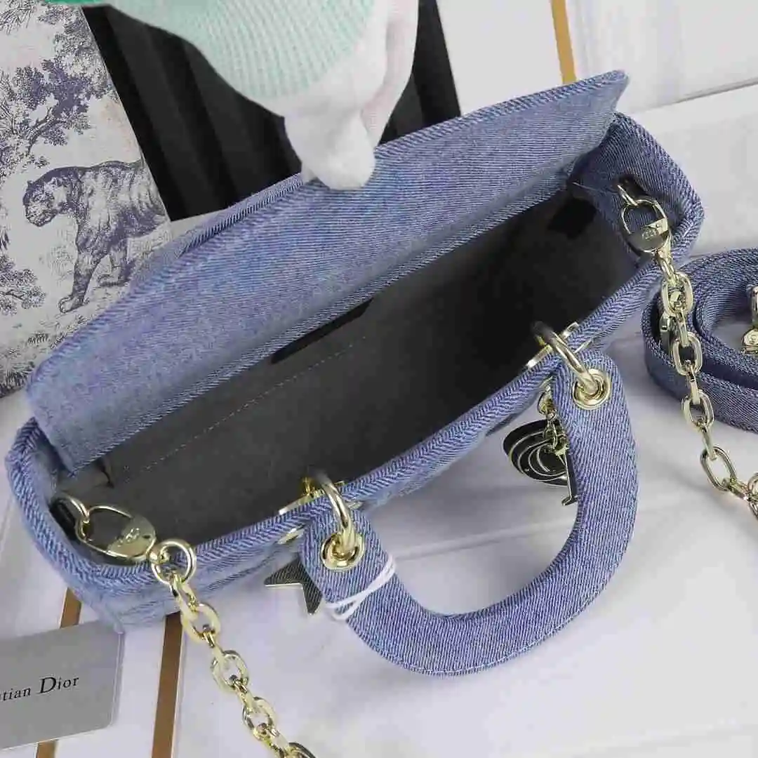 KK02250 (10).webp