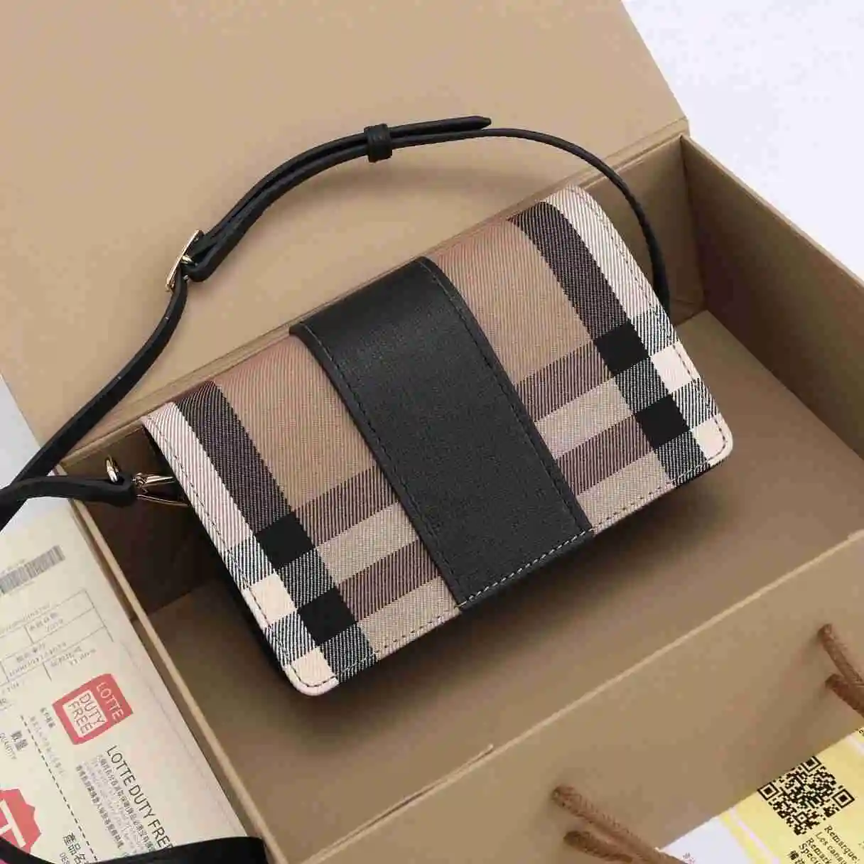 KK04250 (14).webp