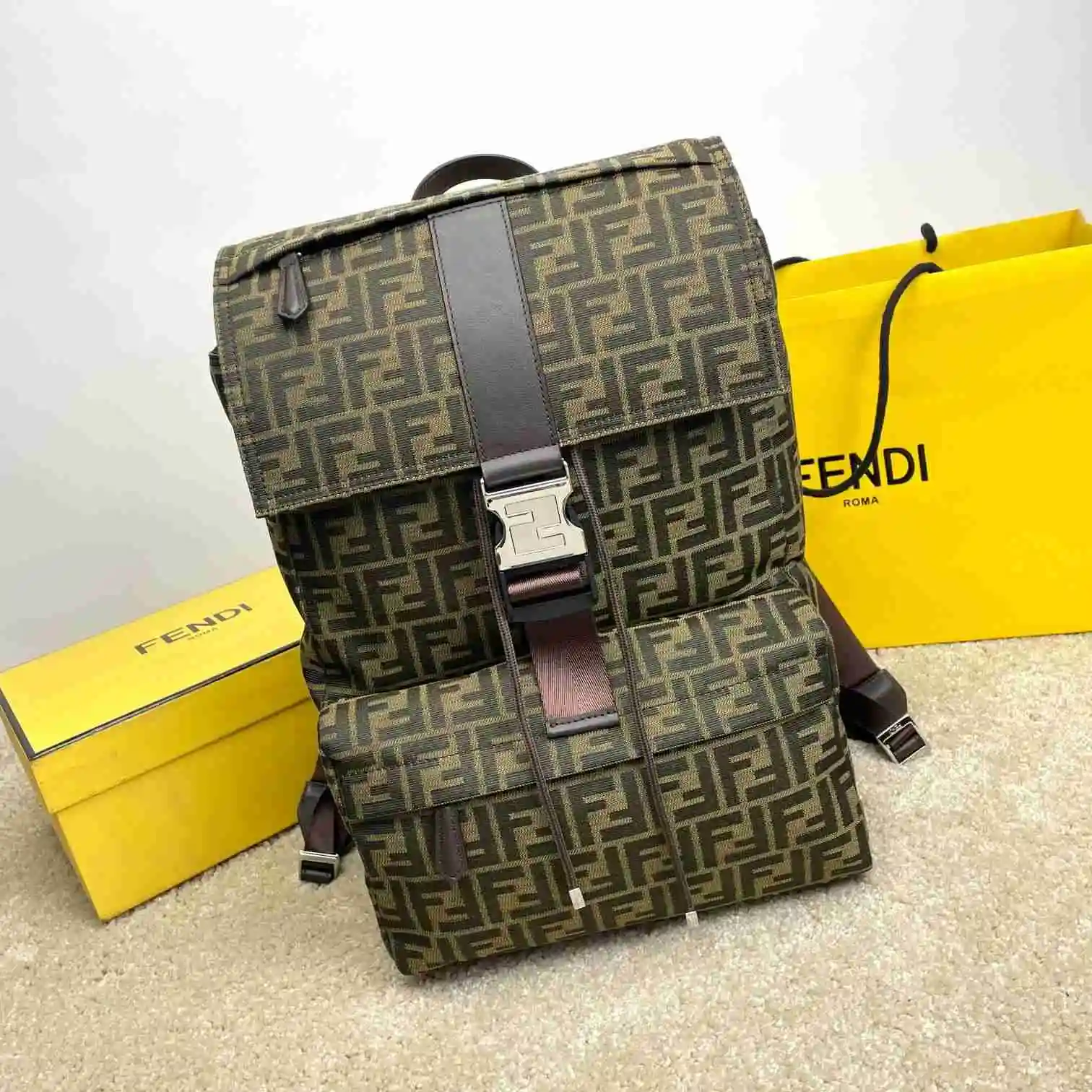 FD004950 (1).webp
