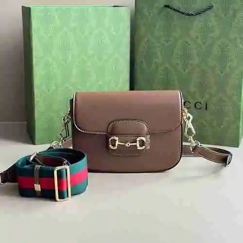 La bolsa con método GUCC adopta una bolsa de regalo de entrega de alta calidad de piel de vaca origi