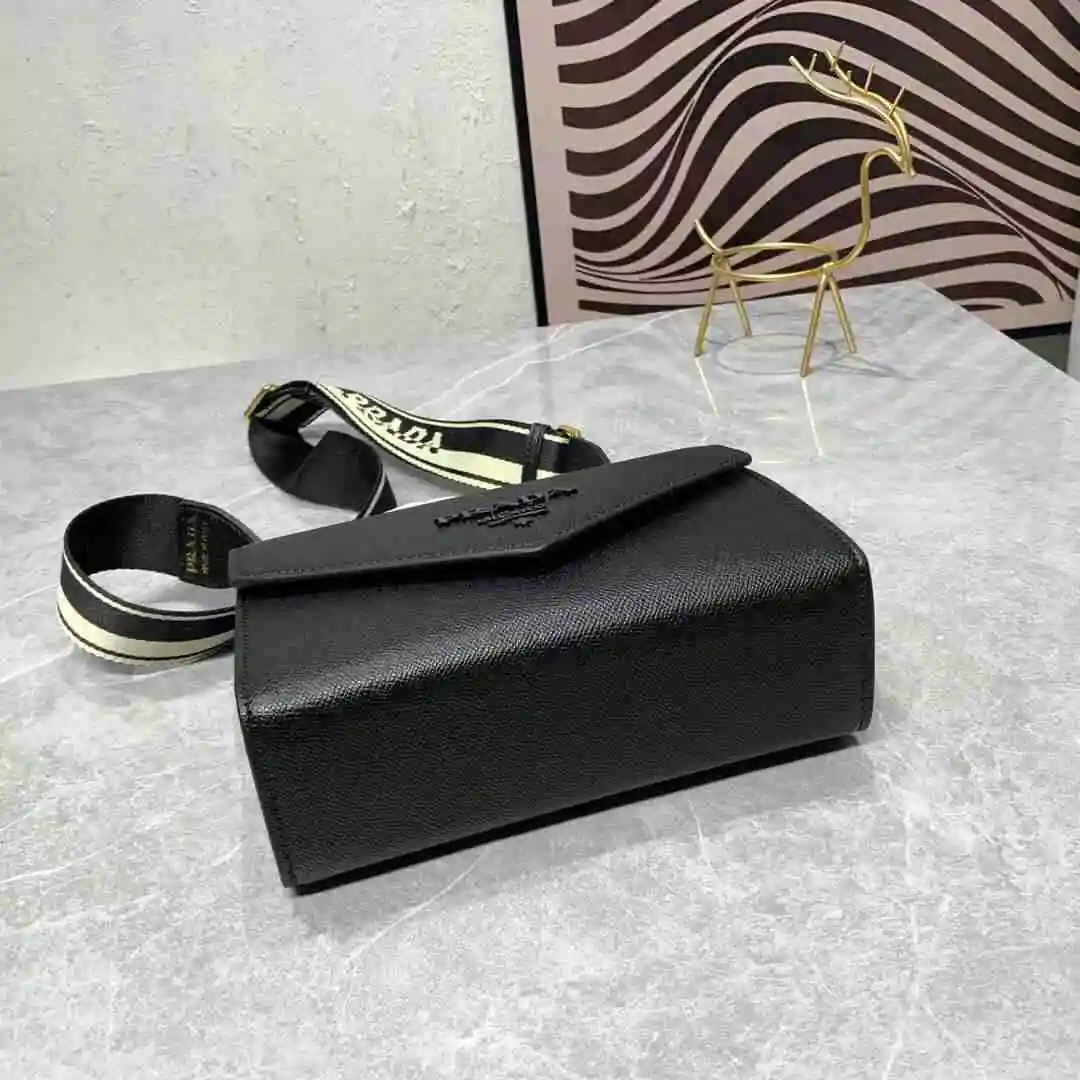 KK02250 (24).webp