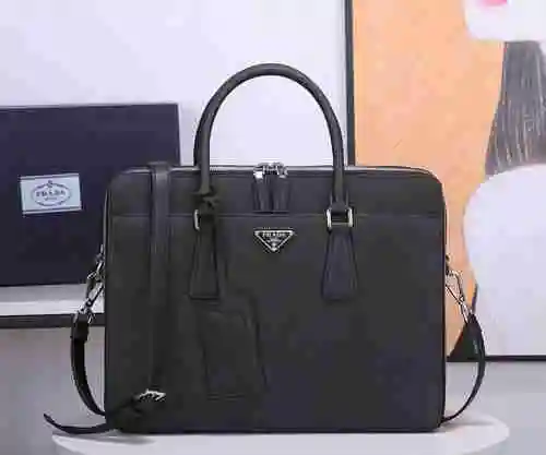 Maletín especial PRADA para hombre fabricado en piel de vacuno original importada Entrega de alta ca