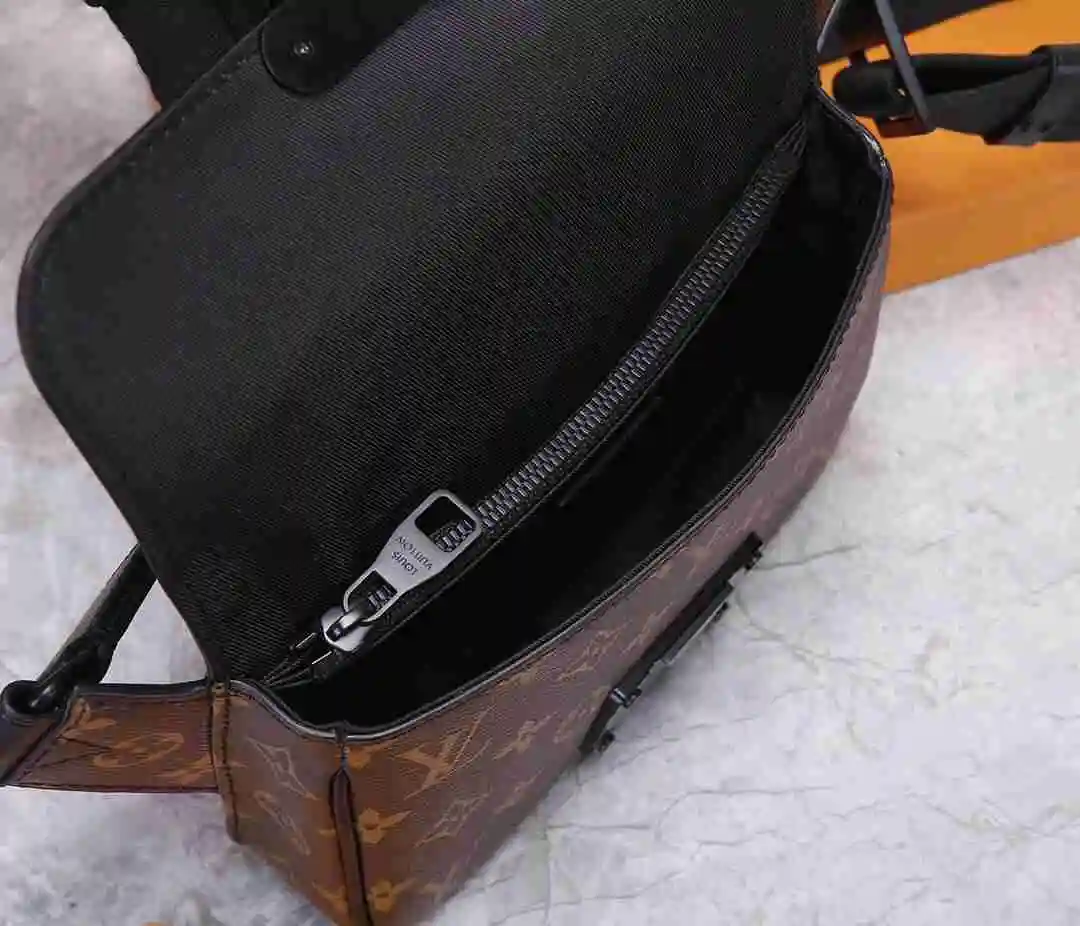 KK03850 (5).webp