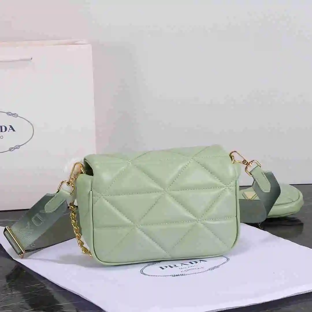 KK01850 (11).webp