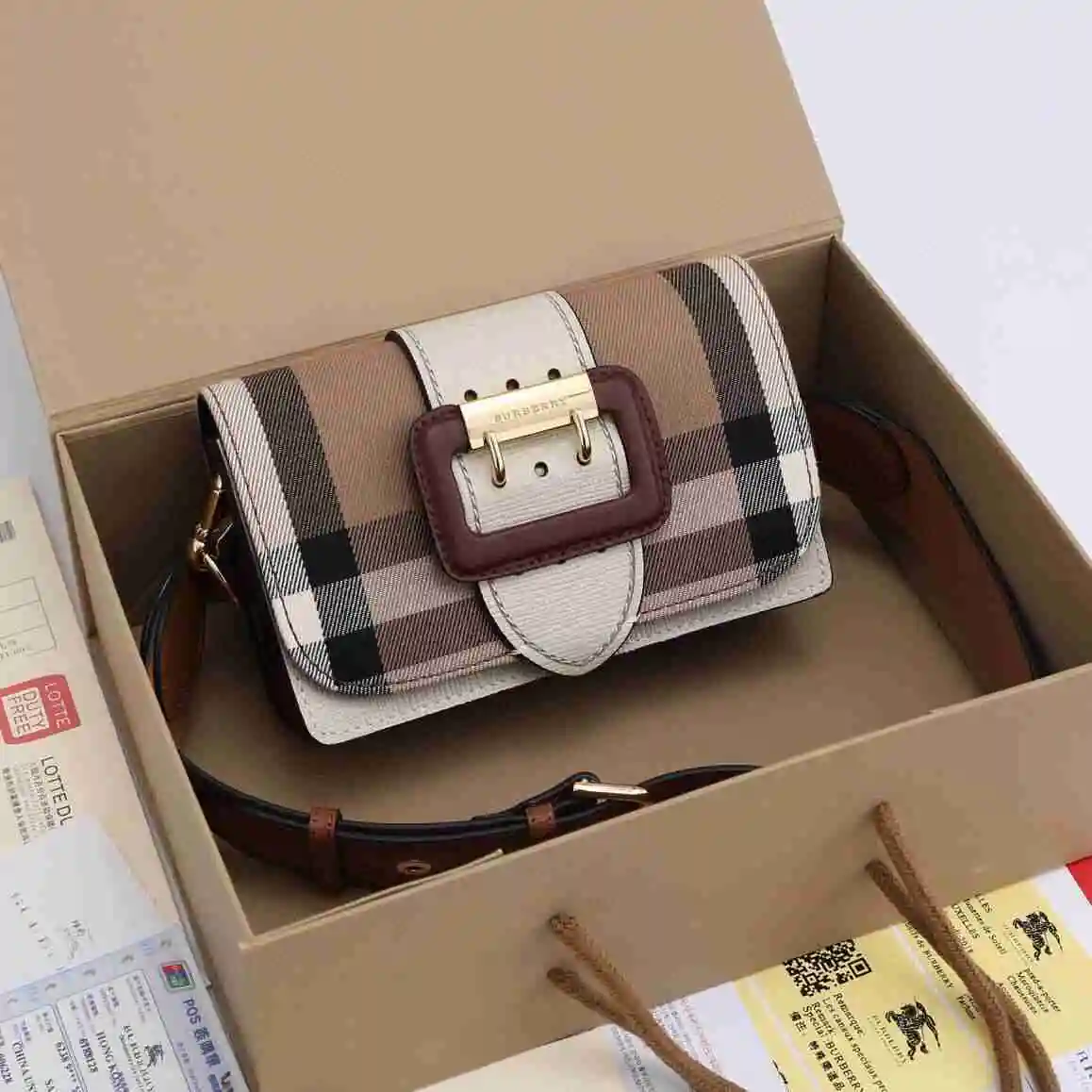 KK04250 (3).webp