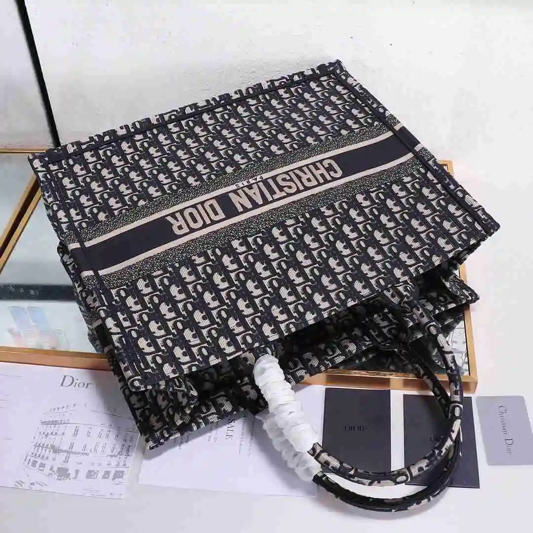KK03050 (4).webp