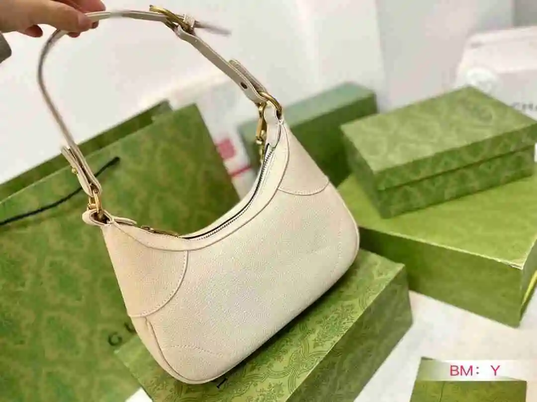 KK02350 (7).webp