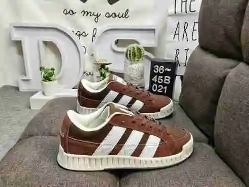The 021D Adidas ADI0 X, inspired by the oversized version of early 0s sneakers, has made a new appea