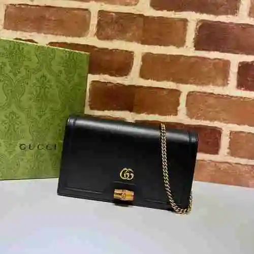El bolso de cadena GUCCI adopta una bolsa de regalo de entrega de alta calidad de piel de vaca origi