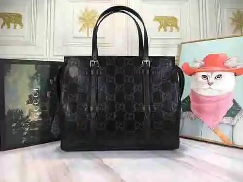 El bolso de hombro GUCC adopta una bolsa de regalo de entrega de alta calidad de piel de vaca origin