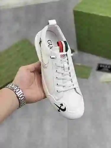 Código de zapato de hombre GUCCI: 1024B40 Talla: 38-44