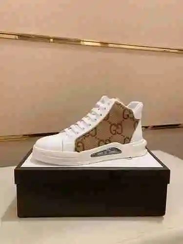 Zapato GUCCI Hombre Código: 1022B50 Talla: 38-44
