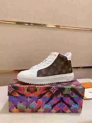Zapato LV Hombre Código: 1022C20 Talla: 38-44