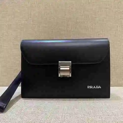 PR@ADA El bolso exclusivo para hombres está hecho de piel de vaca original importada y una bolsa de 