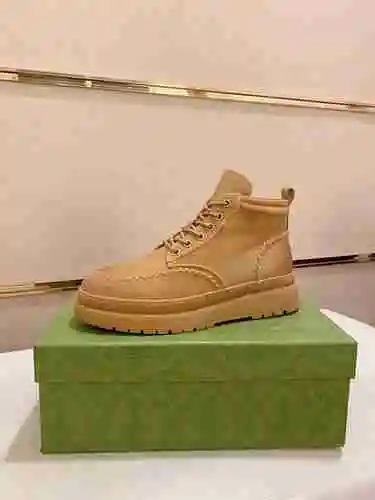 Zapato de hombre con forro de lana GUCCI Código: 1022C30 Talla: 37-45