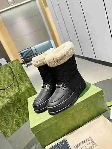 Zapato GUCCI Mujer Código: 1020D00 Talla: 35-41 (41 Personalizado sin devolución ni cambio)