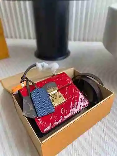 El bolso LL adopta cuero original importado de alto nivel y una versión réplica de alta gama para la